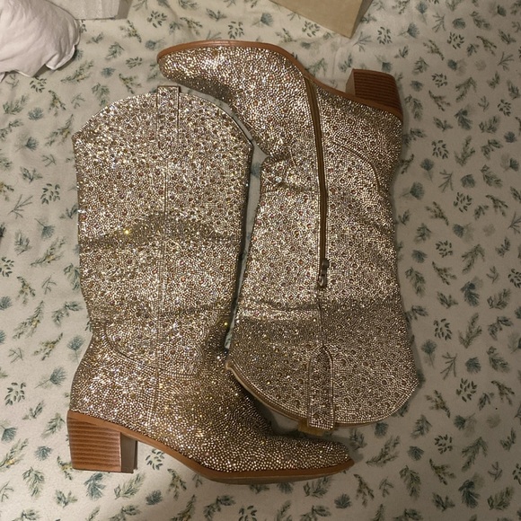 Sparkly Cow Girl Boots - Picture 2 of 5